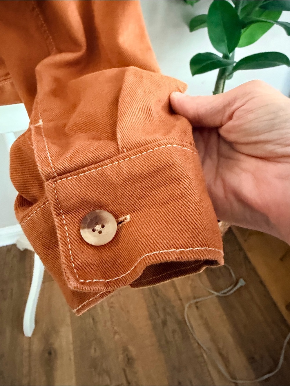 OLD NAVY Rust Brown Cropped Button Front Jean Jacket- Size M - Picture 6 of 11